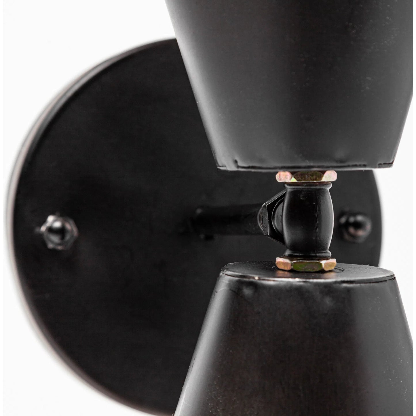 029 SR-815141 | Closeup | Eris Wall Sconce by Mercana in black, gold. Made from unique in a modern style.