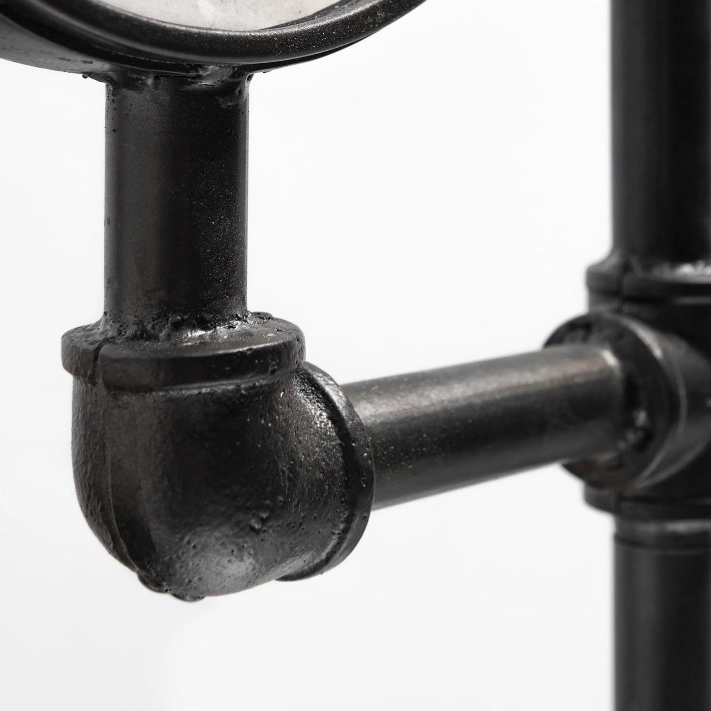 004 SR-387943 | Additional Silo | Trifect Iron Pipe Three Face Floor Clock by Mercana in black. Made from metal in a modern style.