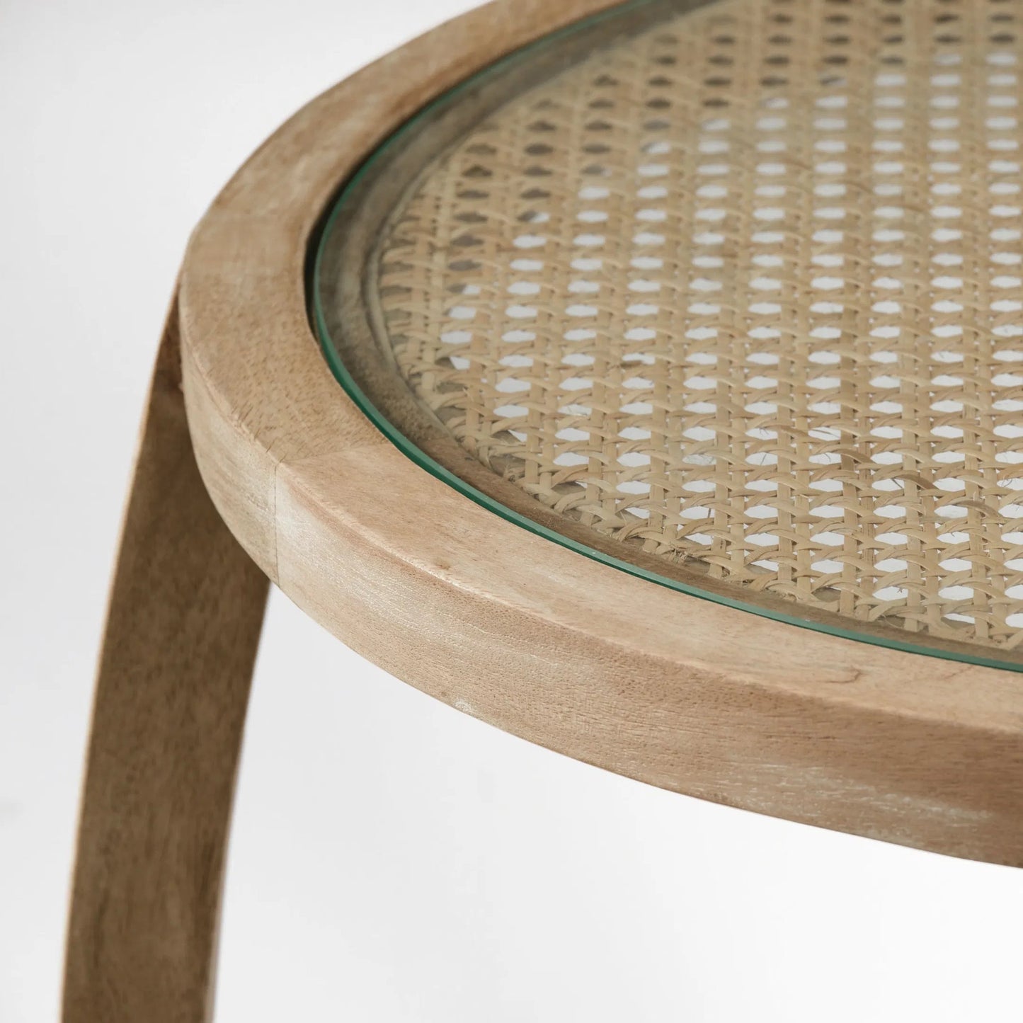018 SR-815341 | Closeup | Hubbard Accent Table by Mercana in natural. Made from unique in a modern style.