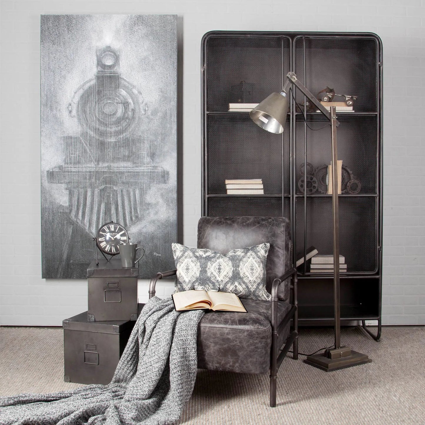 005 SR-746305 | Lifestyle | Klaus Cabinet by Mercana in brown. Made from metal in a modern style.