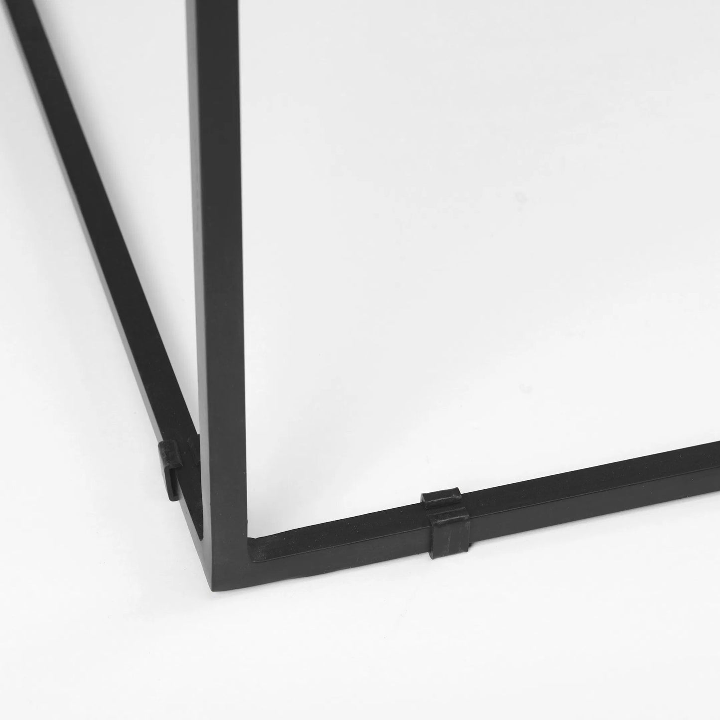 009 SR-815612 | Closeup | Nathan End/Side Table by Mercana in natural. Made from unique in a modern style.