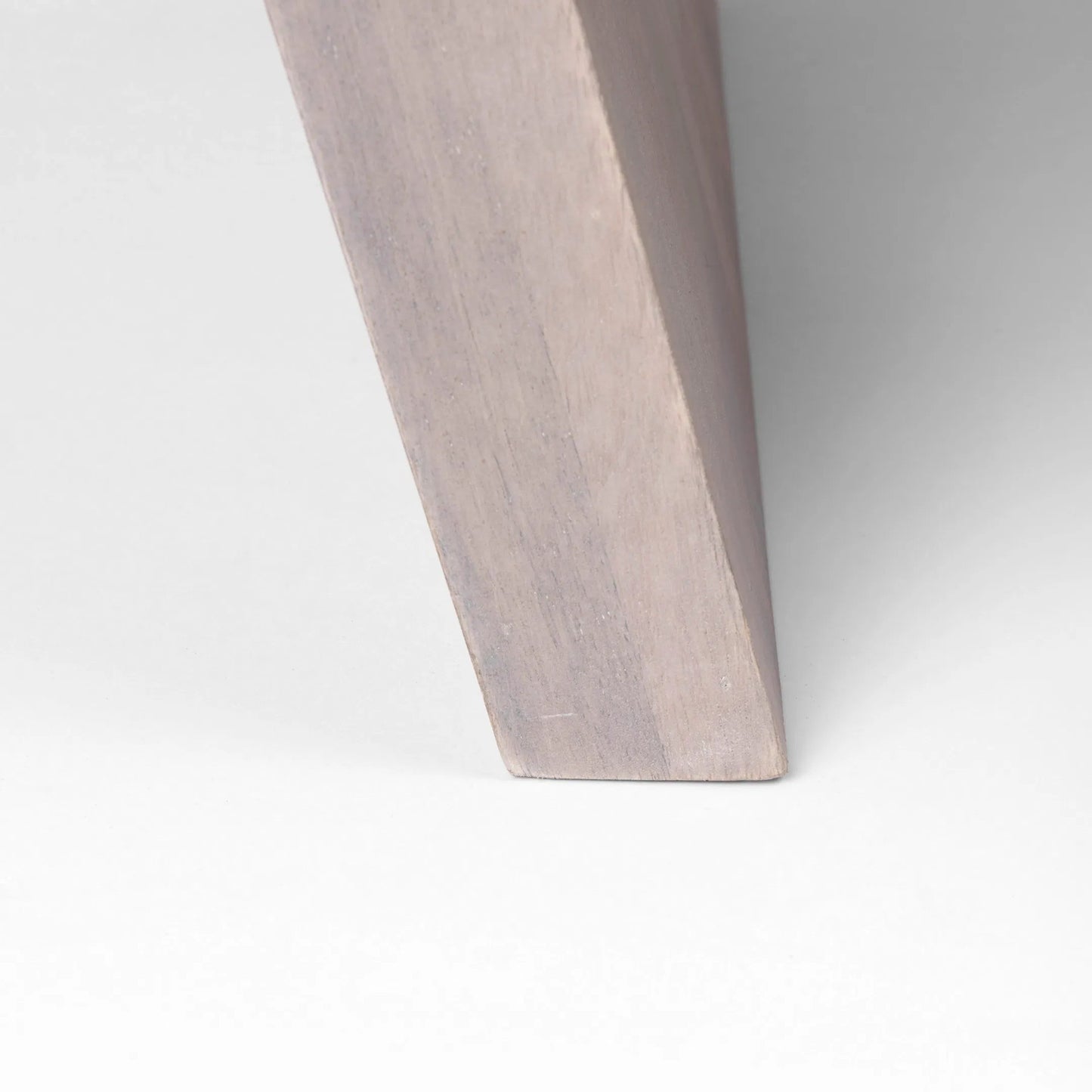 010 SR-815114 | Unknown | Elaine Bench by Mercana in cream. Made from unique in a eclectic & global style.