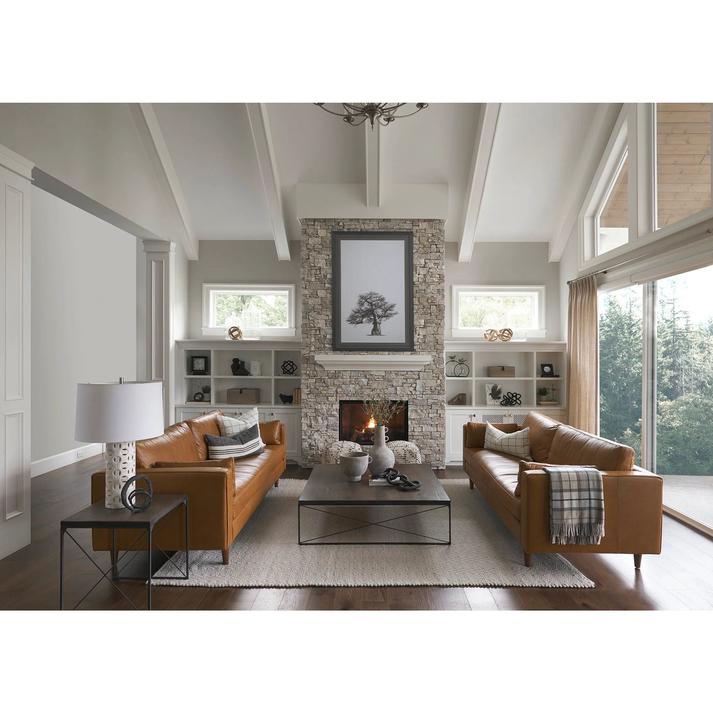 051 SI-2369705 | Lifestyle | Elton Sofa by Mercana in tan. Made from genuine leather in a traditional style.