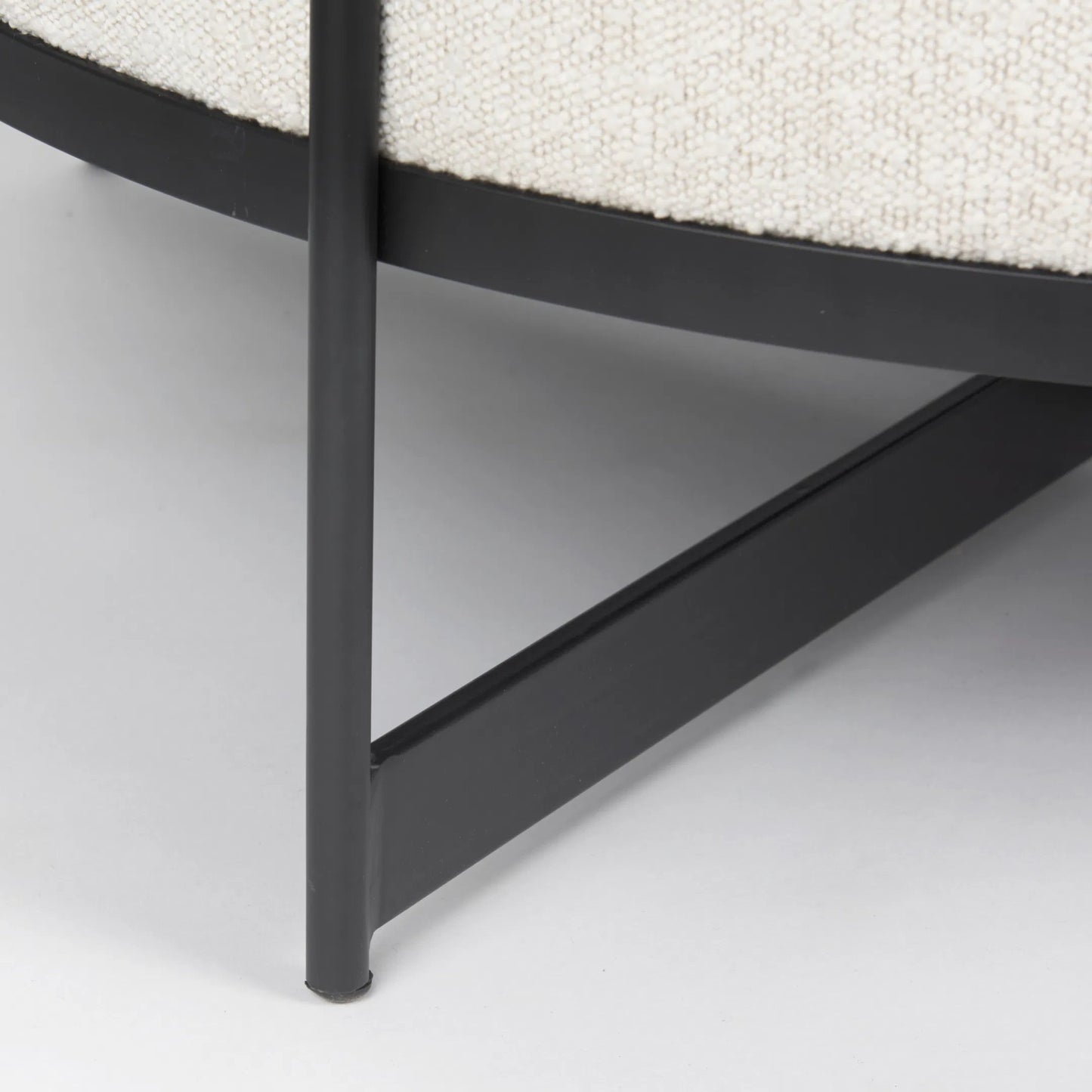 048 SI-2369812 | Closeup | Amelia Ottoman by Mercana in cream. Made from metal in a modern style.