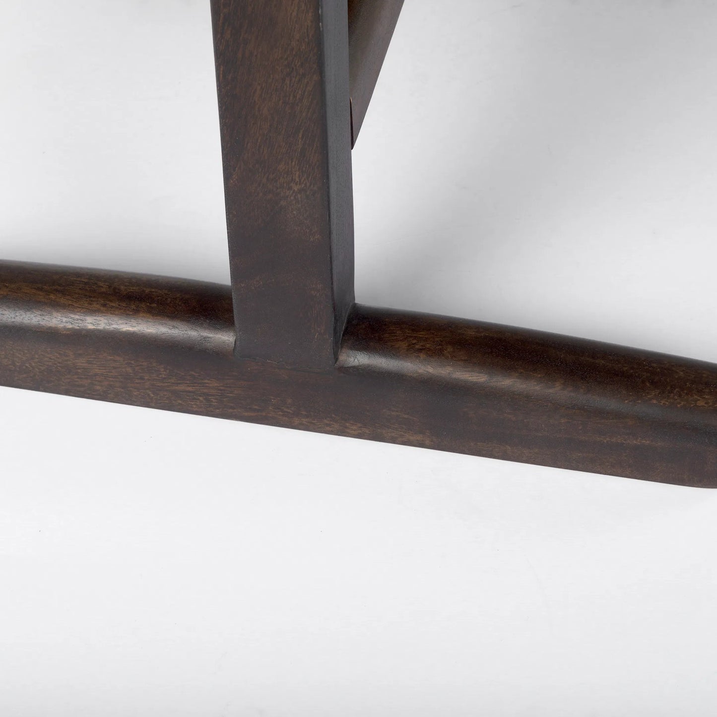 025 SI-2369928 | Closeup | Viktor Dining Table by Mercana. Made from solid wood in a unique style.