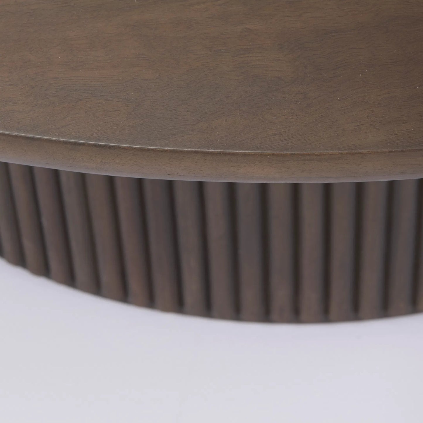 008 SI-2369846 | Closeup | Terra Round Coffee Table by Mercana. Made from solid wood in a unique style.
