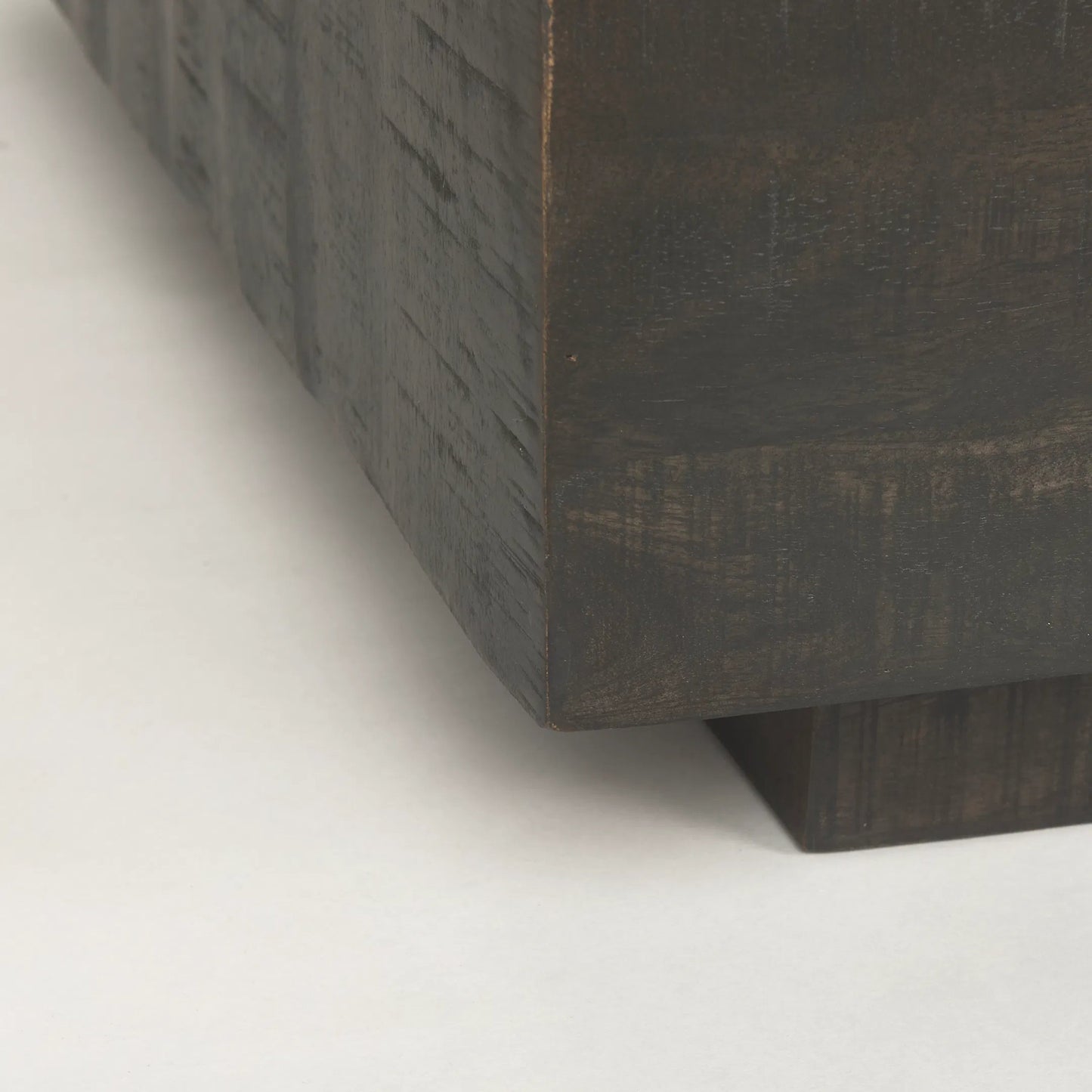 057 SI-2370019 | Closeup | Hayden Square Coffee Table by Mercana. Made from solid wood in a modern style.