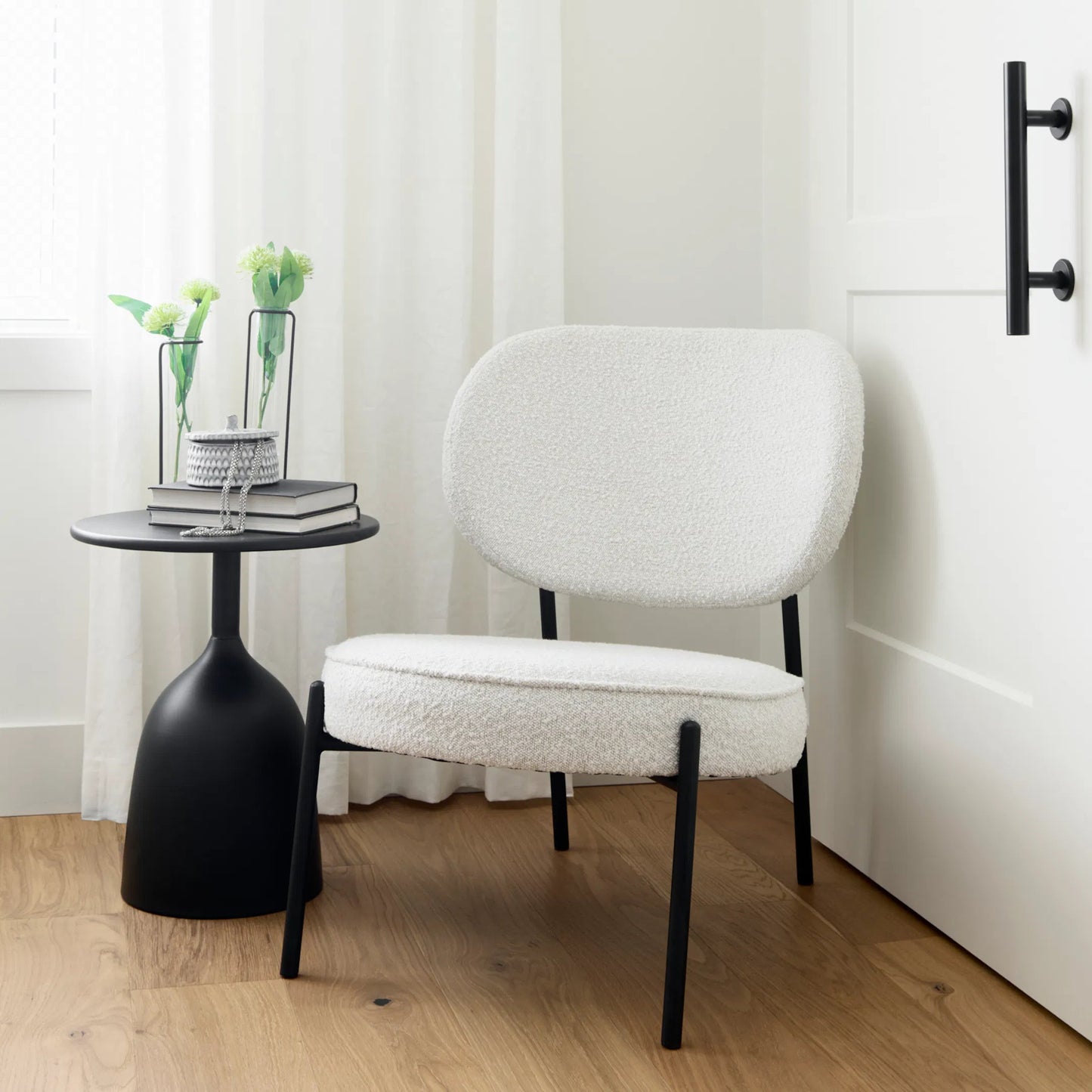 023 SI-2369814 | Lifestyle | Amelia Accent Chair by Mercana in cream. Made from fabric in a modern style.