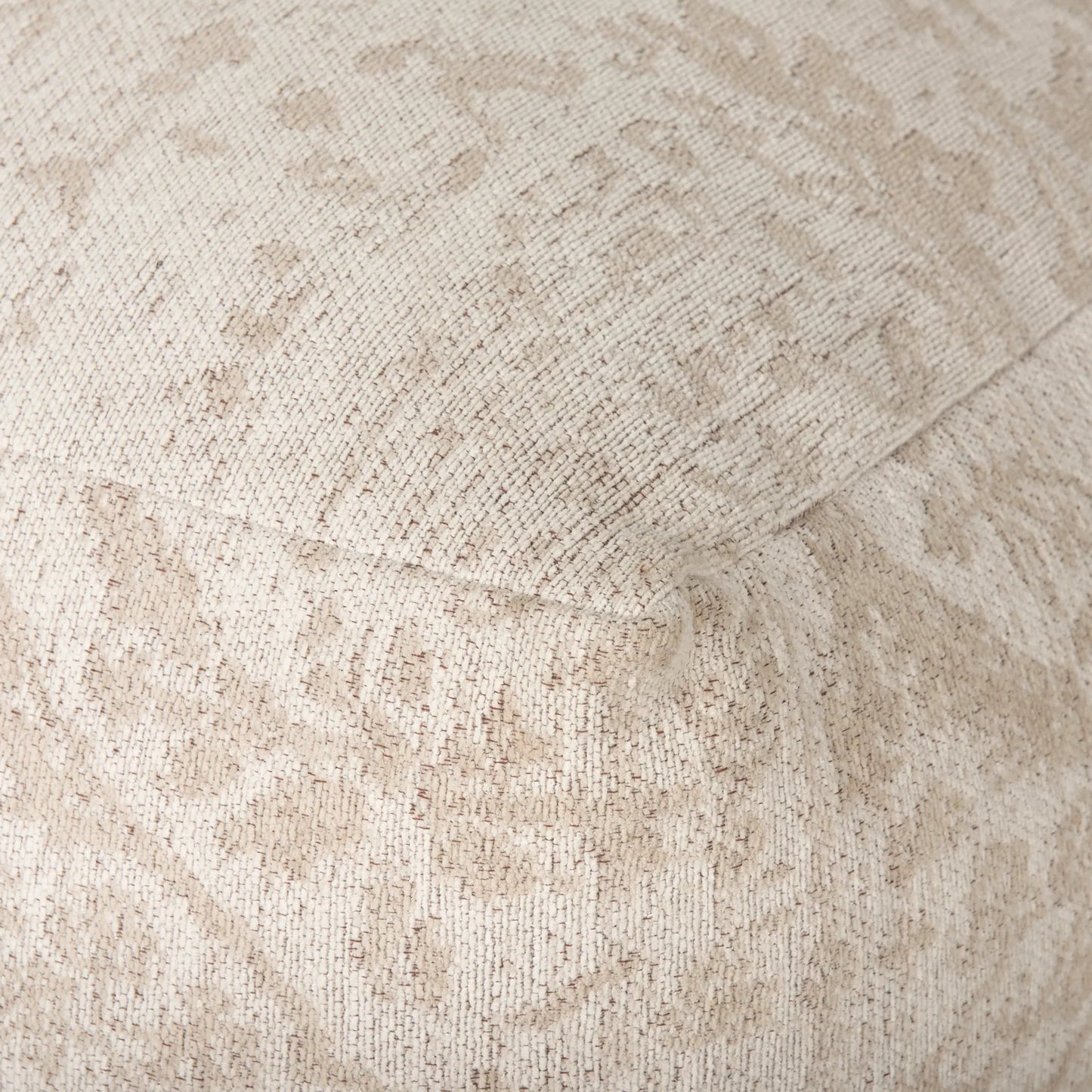 051 SI-2370201 | Closeup | Khloe Pouf by Mercana. Made from cotton in a traditional style.