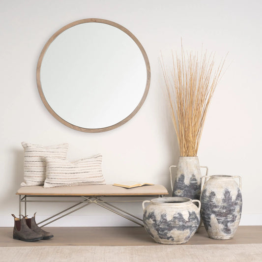 Boscia Floor Vase by Mercana in black, white. Made from ceramic in a eclectic & global style.