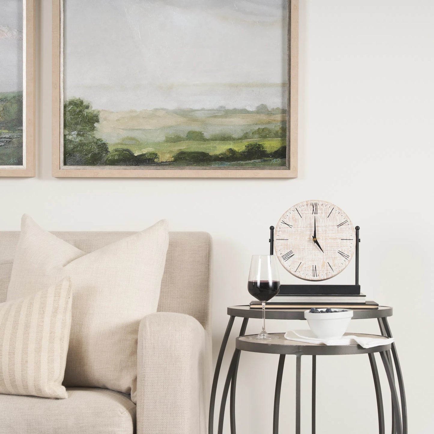 025 SI-2370412 | Lifestyle | Raja Table Clock by Mercana in black, brown. Made from metal, solid wood in a cottage & farmhouse style.