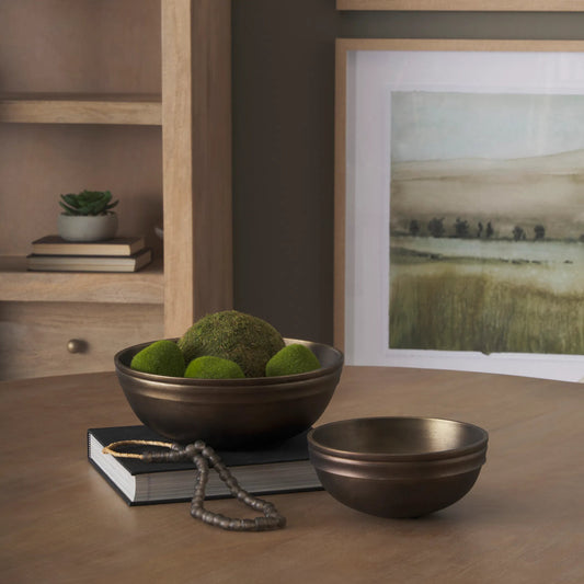 Tomiko Bowls by Mercana in brass. Made from metal in a modern style.