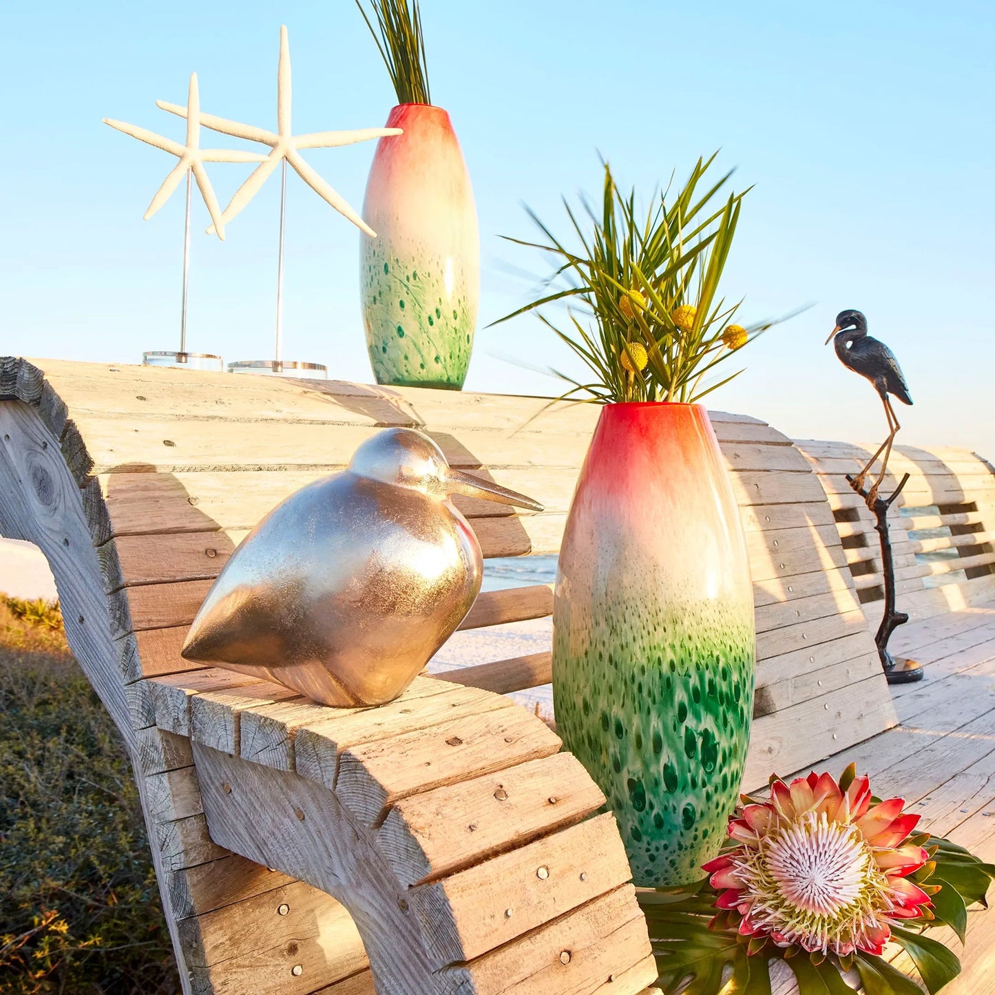 002 S-256320 | Lifestyle | Macaw Vase by Cyan Design in red, green. Made from glass in a modern style.