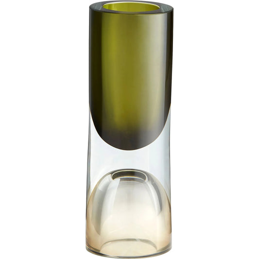Majeure Vase by Cyan Design. Made from glass in a modern style.