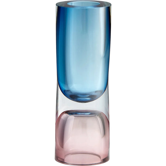 Majeure Vase by Cyan Design. Made from glass in a modern style.