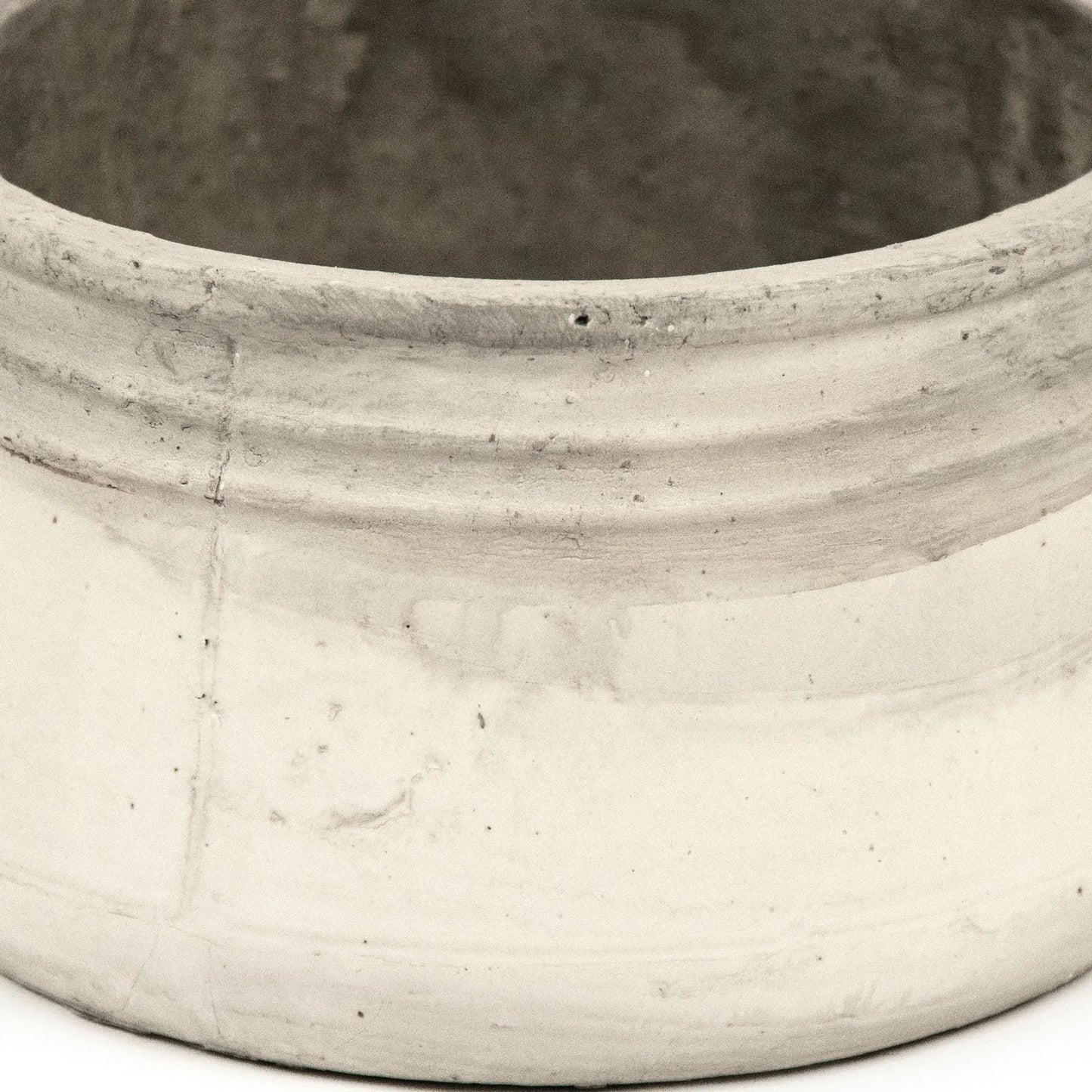 012 SI-2448809 | Closeup | Distressed White Bowl by Zentique in distressed white. Made from stoneware in a rustic style.