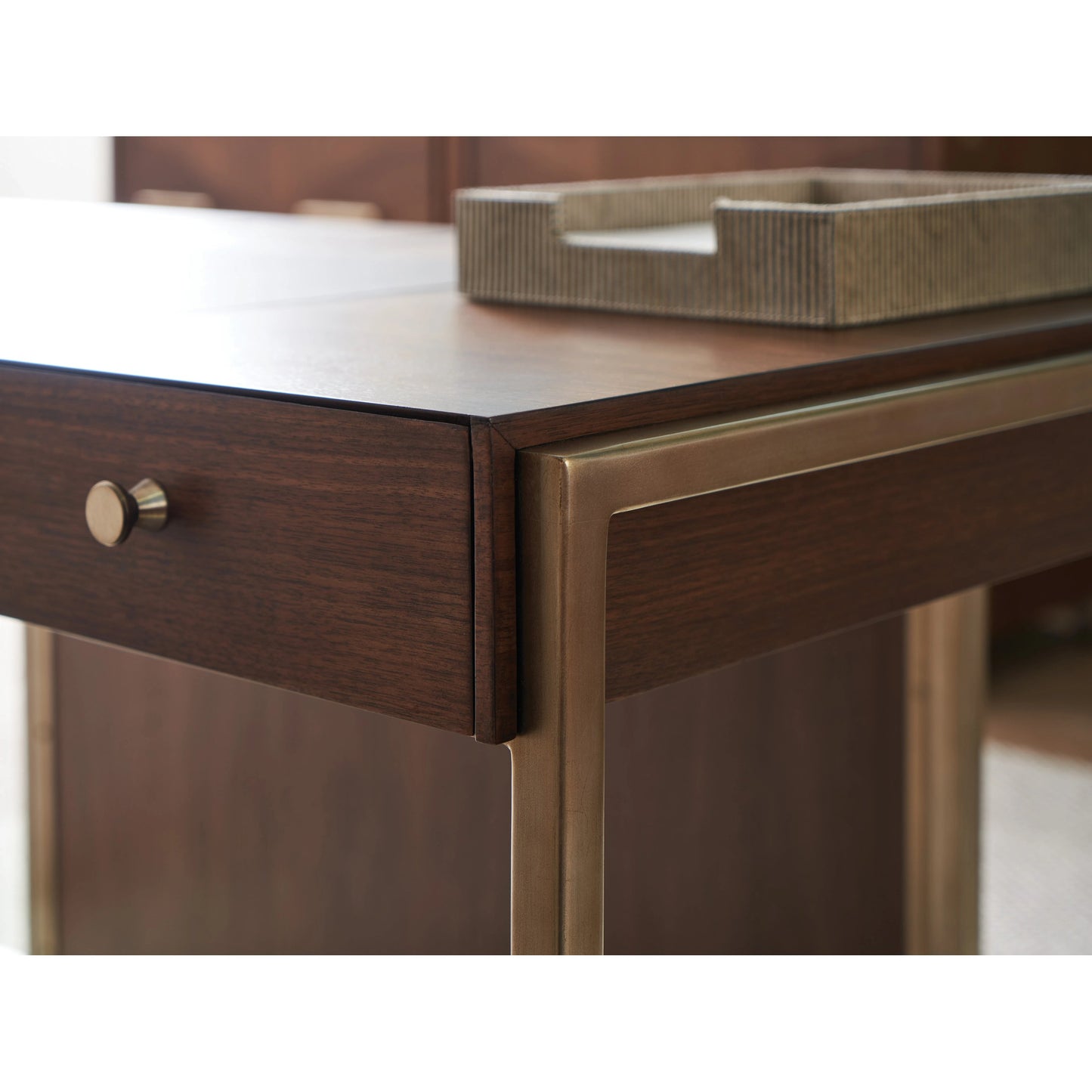 007 SI-2013204 | Closeup | Berwick Writing Desk by Sligh in dark walnut. Made from unique in a transitional style.