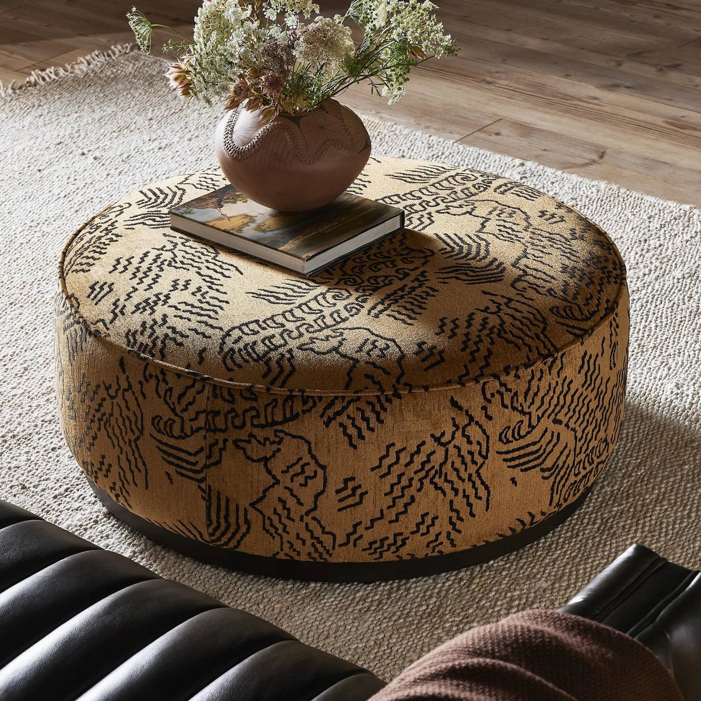 087 SI-2257024 | Lifestyle | Sinclair Large Round Ottoman by Four Hands. Made from unique in a modern style.