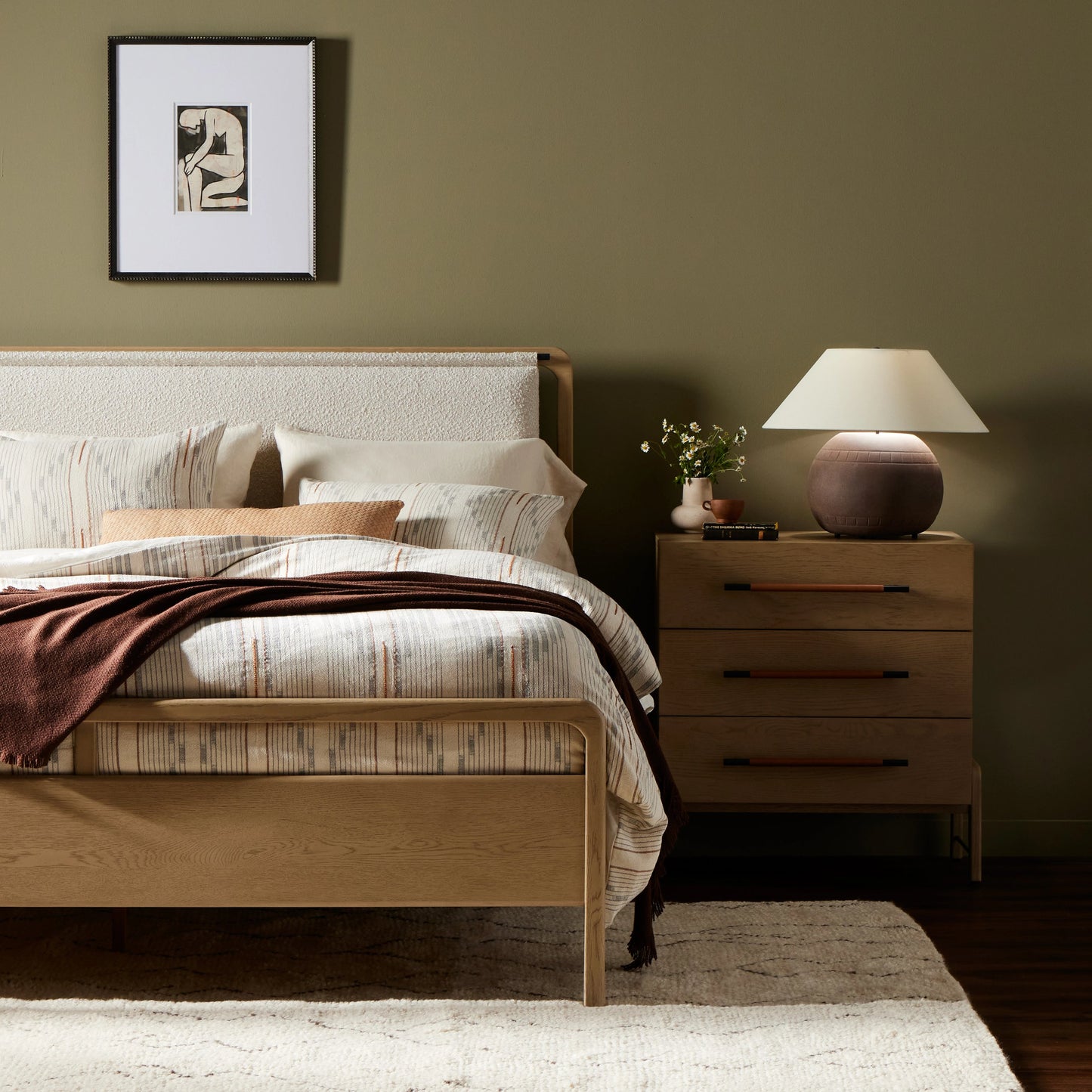 078 SI-1980647 | Lifestyle | Rosedale Bed by Four Hands. Made from unique in a modern style.