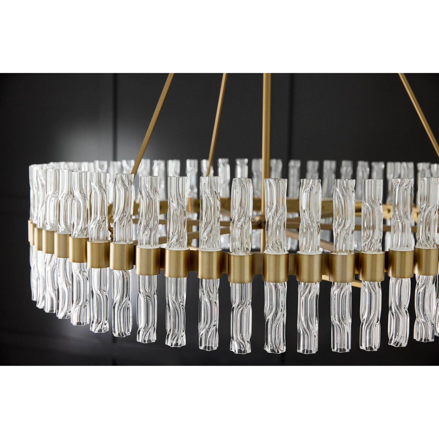 010 SI-2130420 | Lifestyle | Noble 6 Light Chandelier by Cyan Design in aged brass. Made from unique in a modern style.