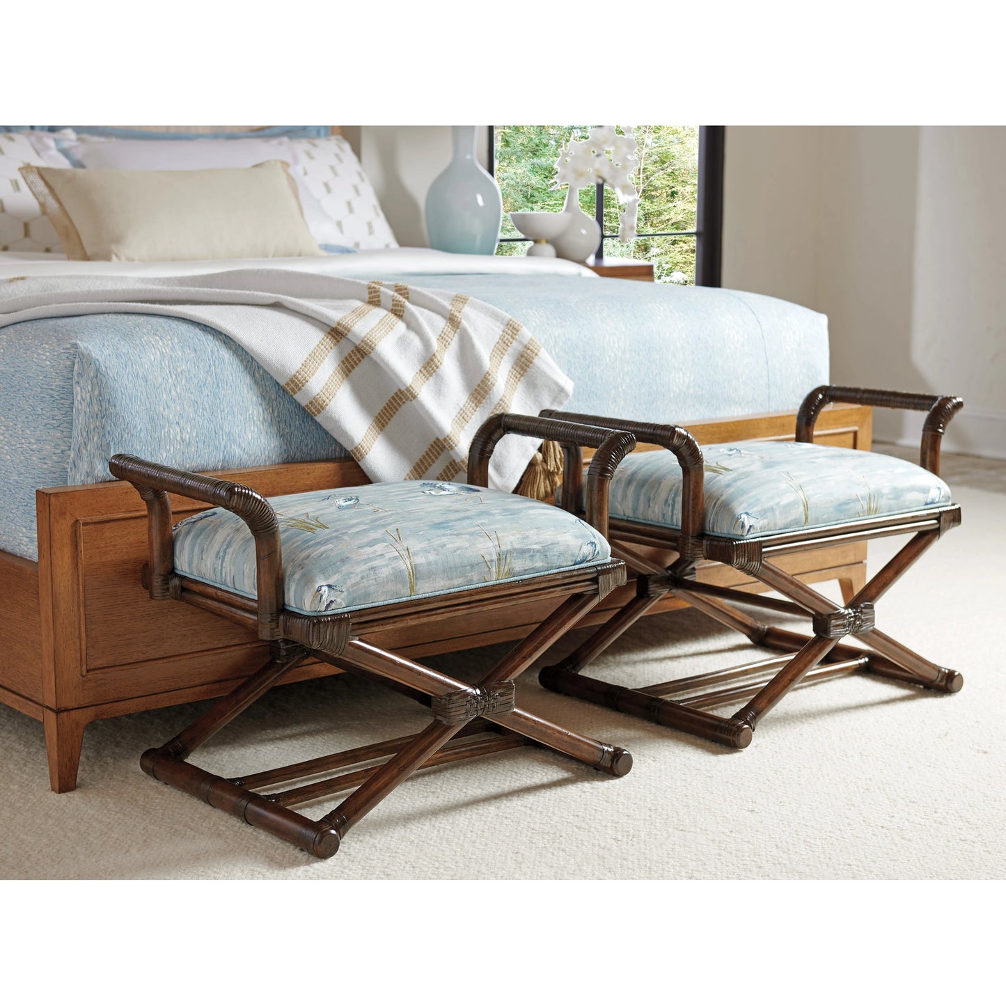 002 SI-1962861 | Lifestyle | Echo Beach Bench by Tommy Bahama Home in palm coast. Made from unique in a transitional style.