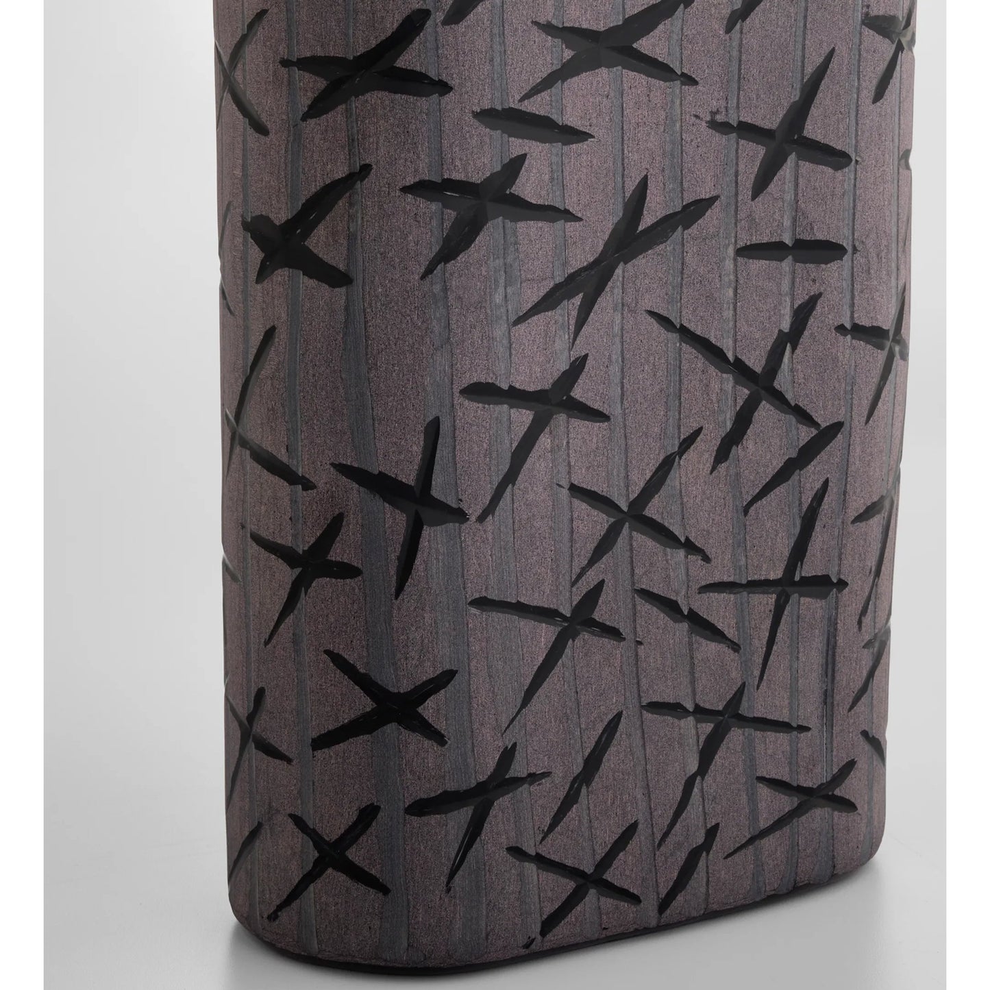 007 SI-2445023 | Closeup | Scribe Vase by Cyan Design in black. Made from cased glass in a modern style.