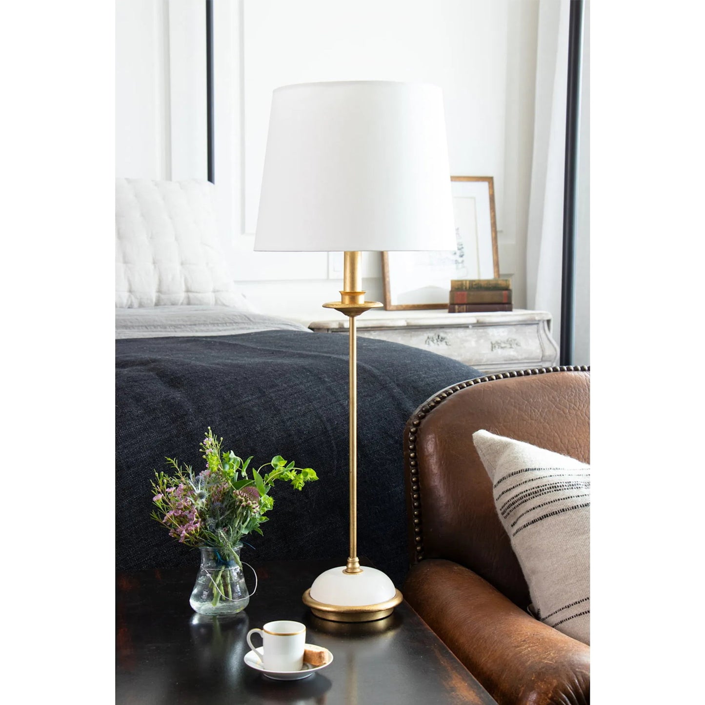 004 SI-2262593 | Lifestyle | Fisher Stem Buffet Lamp by Regina Andrew in gold leaf. Made from steel in a modern style.