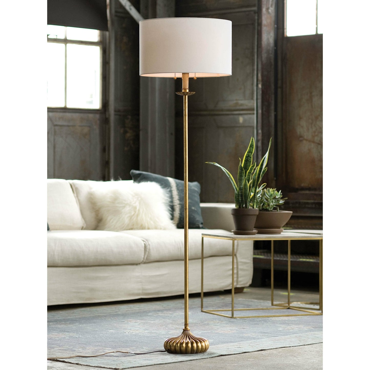 006 S-286811 | Lifestyle | Clove Stem Floor Lamp by Regina Andrew in gold and antique gold leaf. Made from steel in a traditional style.