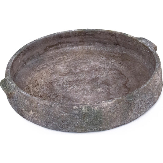 Distressed Platter by Zentique in distressed grey. Made from stoneware in a rustic style.