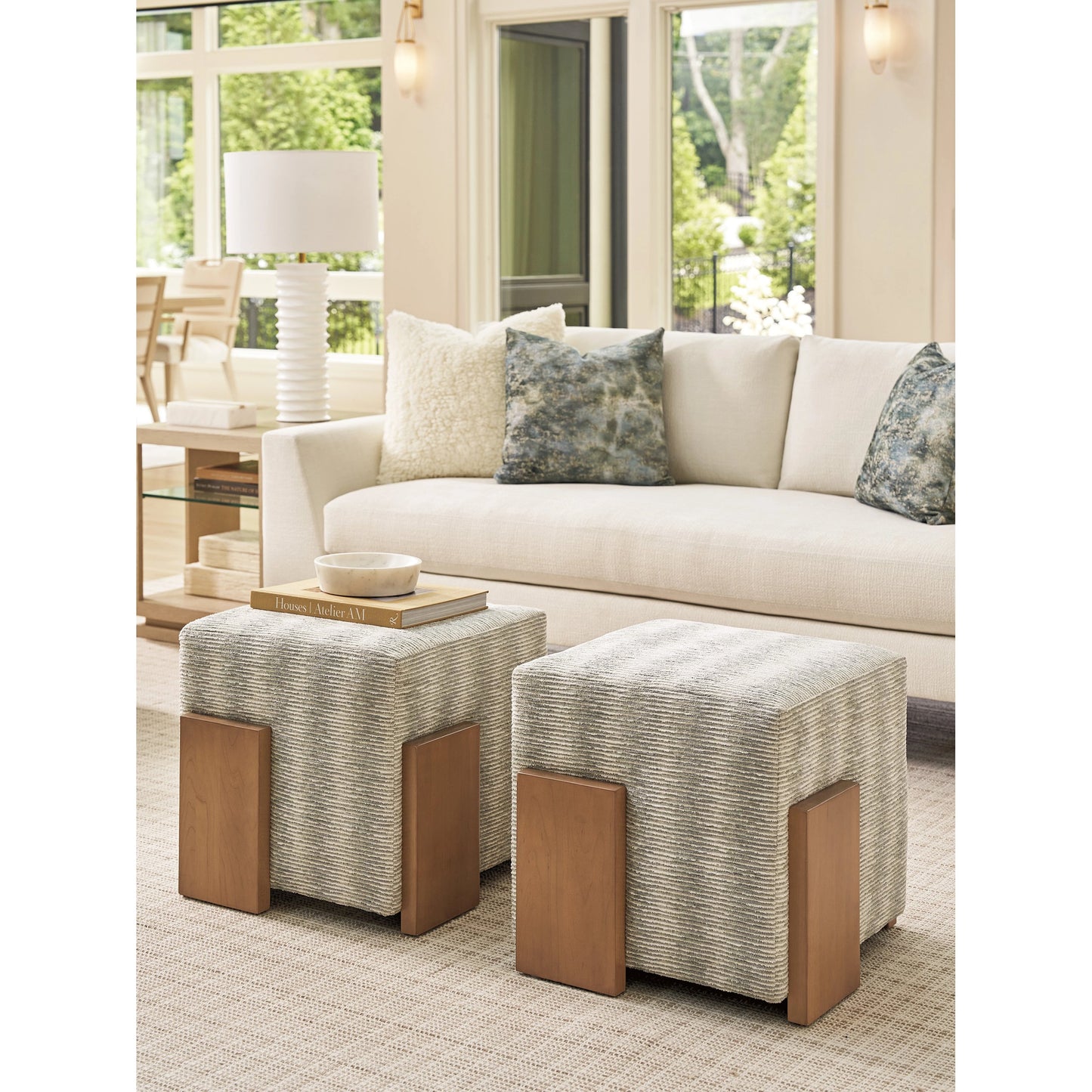 002 SI-2136917 | Lifestyle | Hamden Ottoman by Tommy Bahama Home. Made from unique in a modern style.