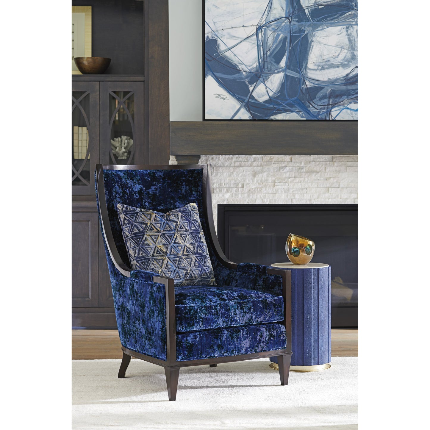 004 SR-835251 | Lifestyle | Chelsea Accent Table by Lexington in cobalt. Made from unique in a modern style.