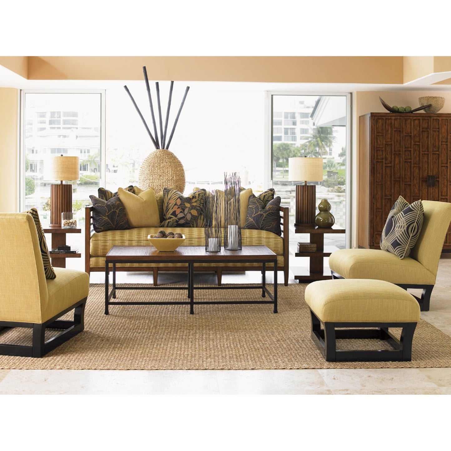 004 SR-836301 | Lifestyle | Ocean Reef Cocktail Table by Tommy Bahama Home. Made from unique in a modern style.