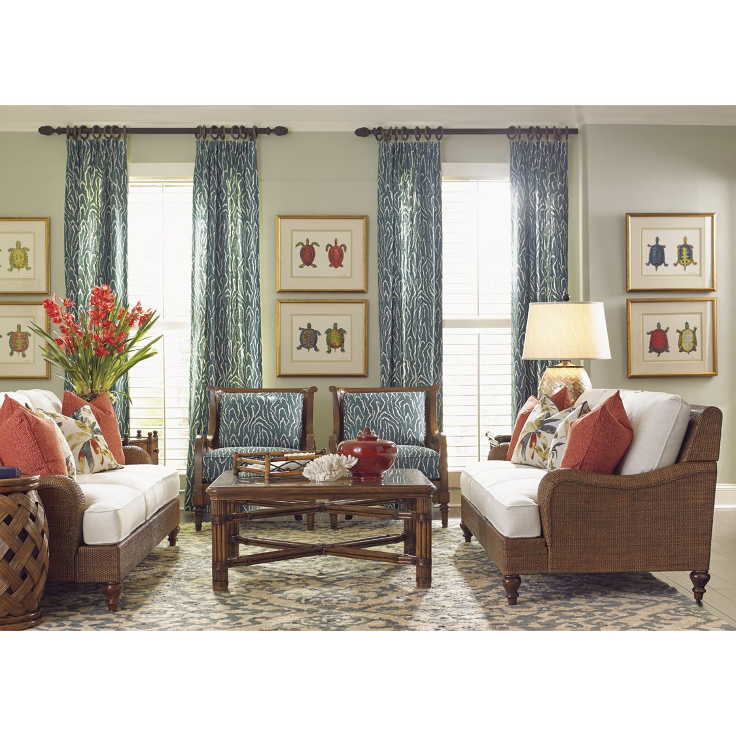 007 SR-836147 | Lifestyle | Hibiscus Round Accent Table by Tommy Bahama Home. Made from unique in a coastal style.