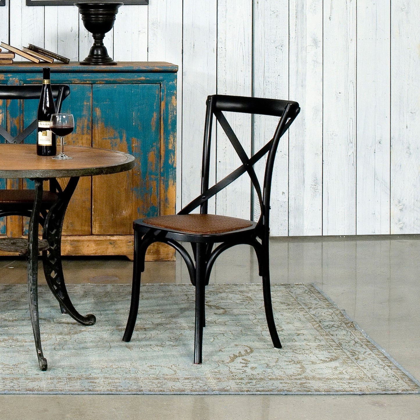 007 O-SARRIED-LTD-17906 | Lifestyle | Tuileries Gardens Chair (Set of 2) by Sarreid Ltd. in black. Made from birch in a traditional style.