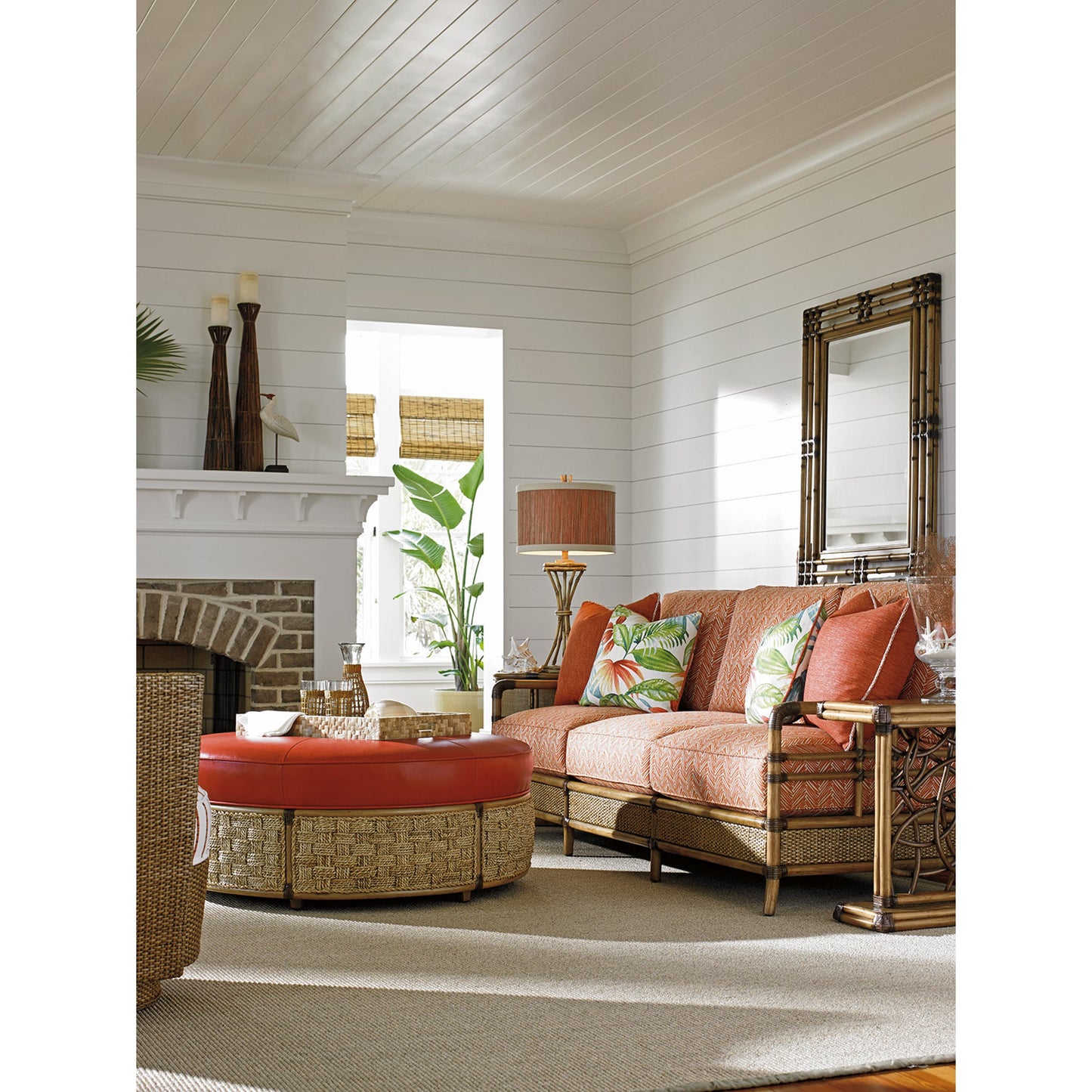 007 SR-835917 | Lifestyle | Angler Accent Table by Tommy Bahama Home. Made from unique in a eclectic & global style.