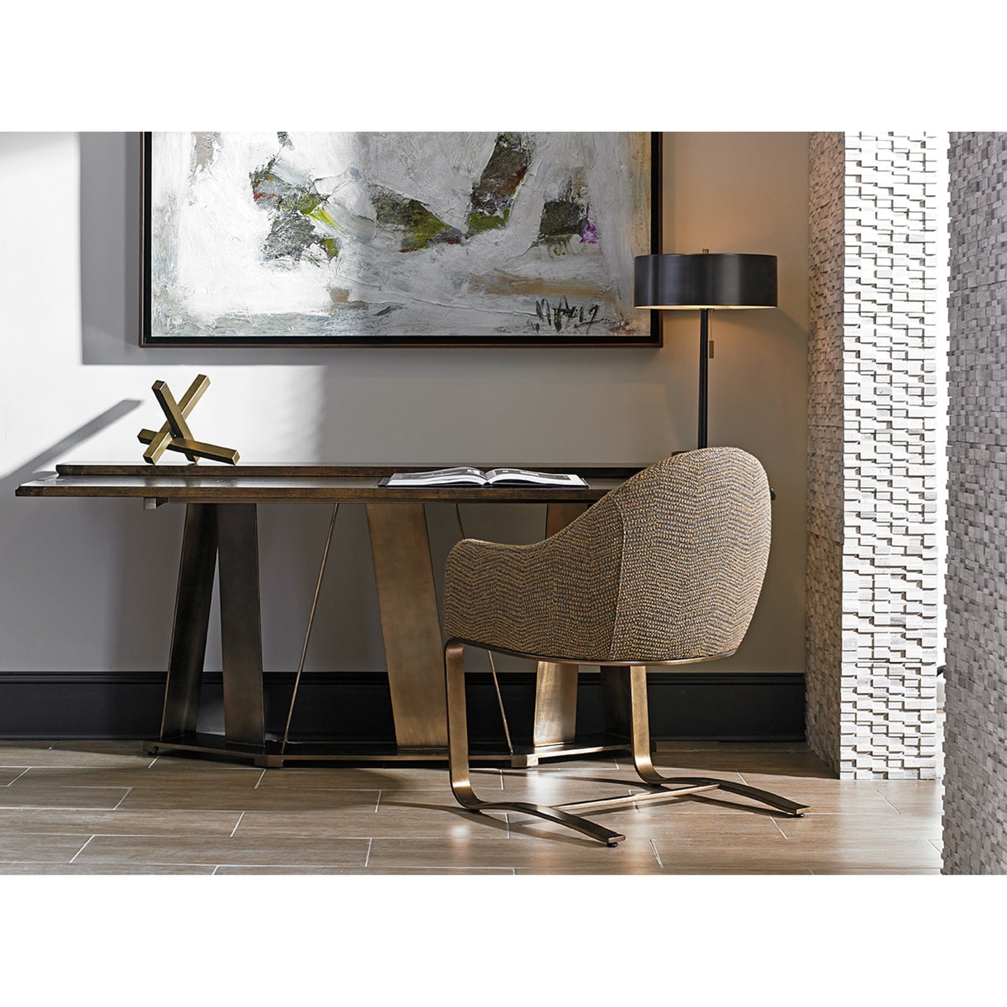008 SR-835841 | Lifestyle | Gateway Flip-Top Console by Sligh. Made from unique in a modern style.
