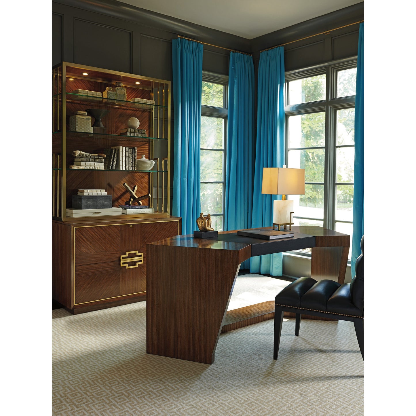 006 SR-835878 | Lifestyle | Paragon Angled Writing Table by Sligh. Made from unique in a modern style.