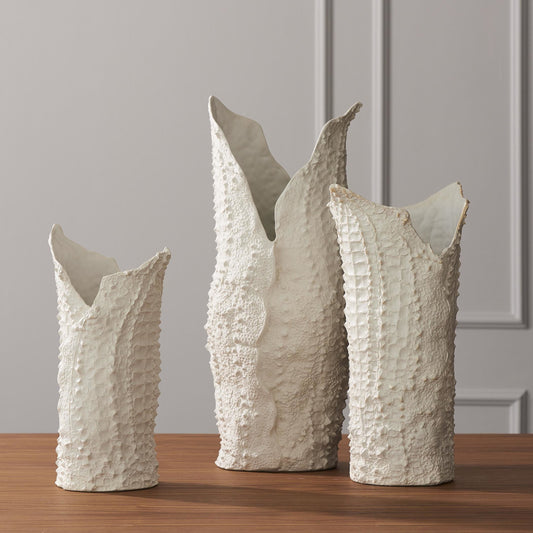Crocodile Vase by Global Views in matte white. Made from porcelain in a coastal style.