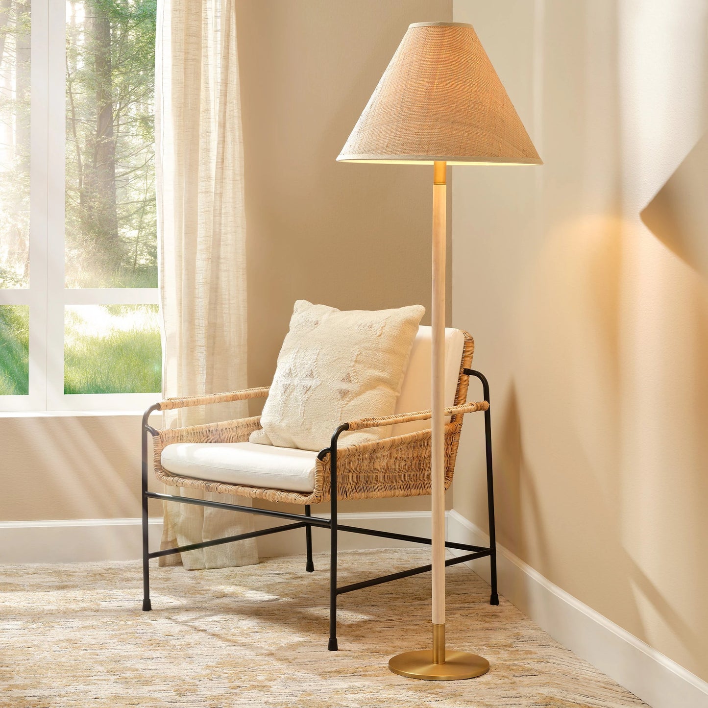 003 SI-2146426 | Lifestyle | Morgana Floor Lamp by Jamie Young in antique brass, natural. Made from rubber wood, iron metal in a modern style.