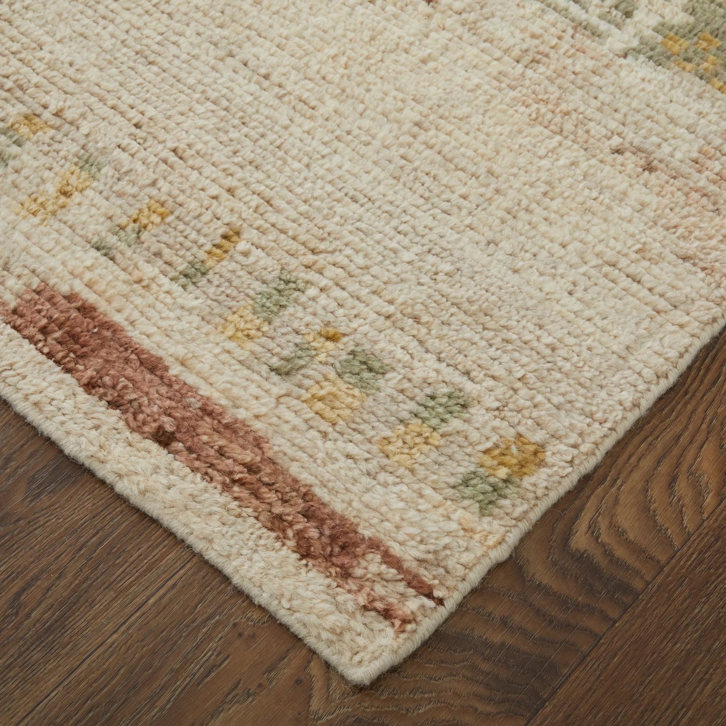 003 SI-2238407,SI-2238408,SI-2238409,SI-2238410,SI-2238411 | Closeup | Kasbah Rug - KAS69G2F by Feizy in tan, red, green. Made from wool in a unique style.