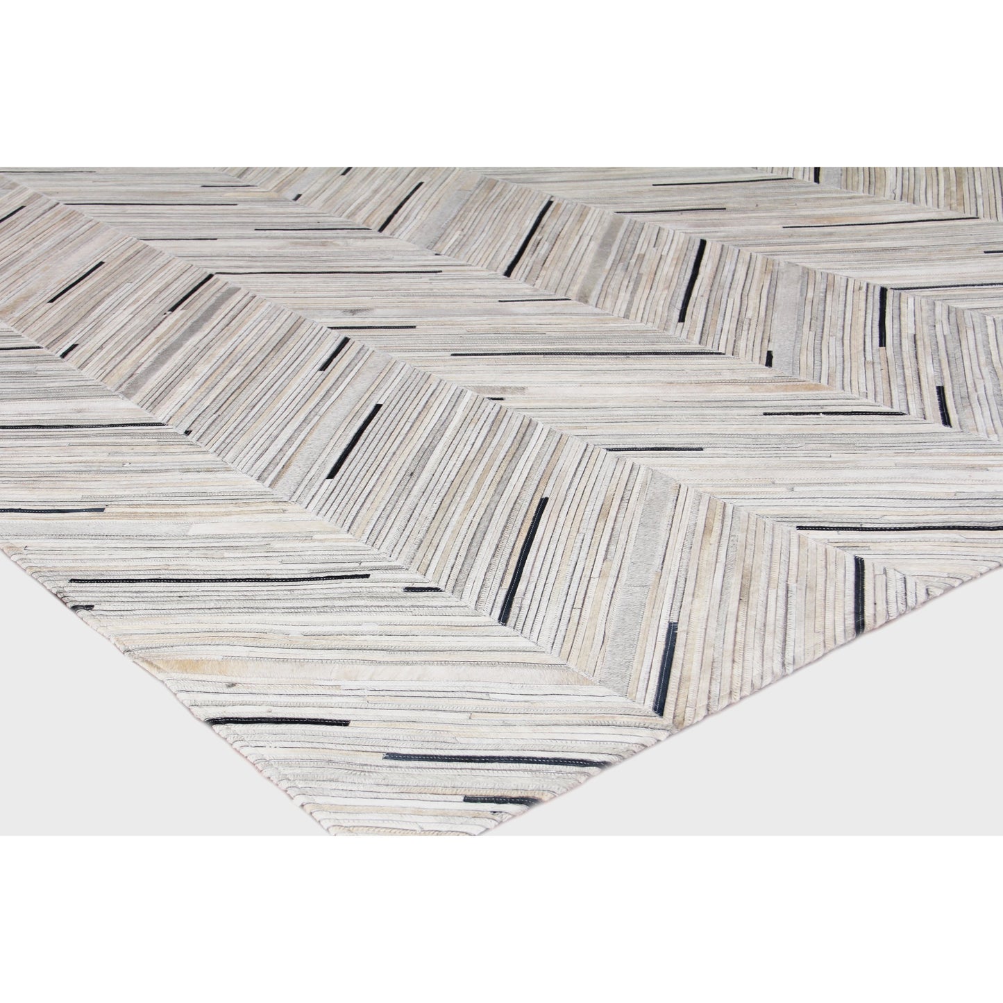 002 SI-1829083,SI-1829084,SI-1829085,SI-1829086,SI-1829087 | Closeup | Natural Hide 2163 Rug by Exquisite Rugs in silver/blue. Made from unique in a unique style.