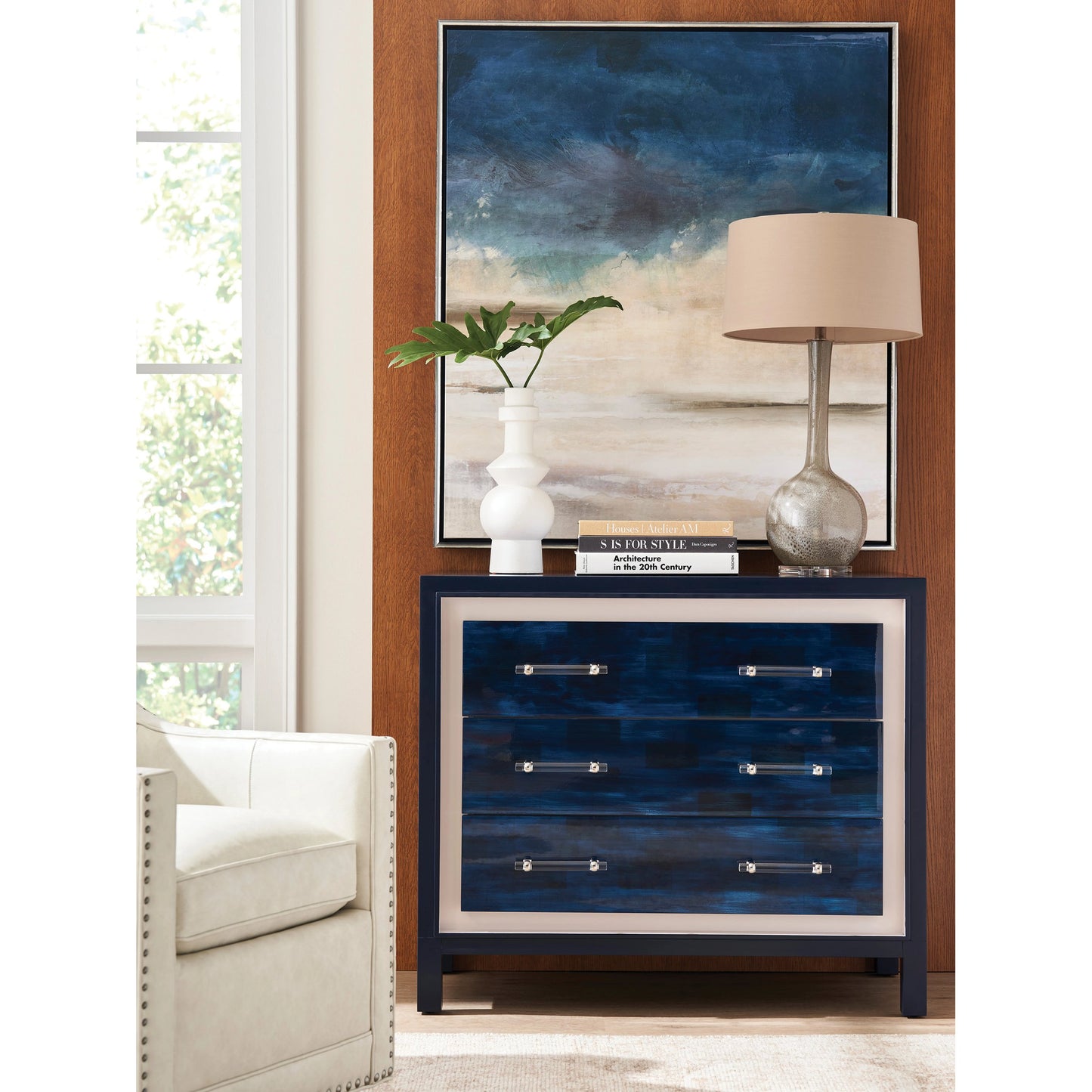 009 SR-834398 | Lifestyle | Invicta Hall Chest by Artistica Home in navy. Made from unique in a modern style.