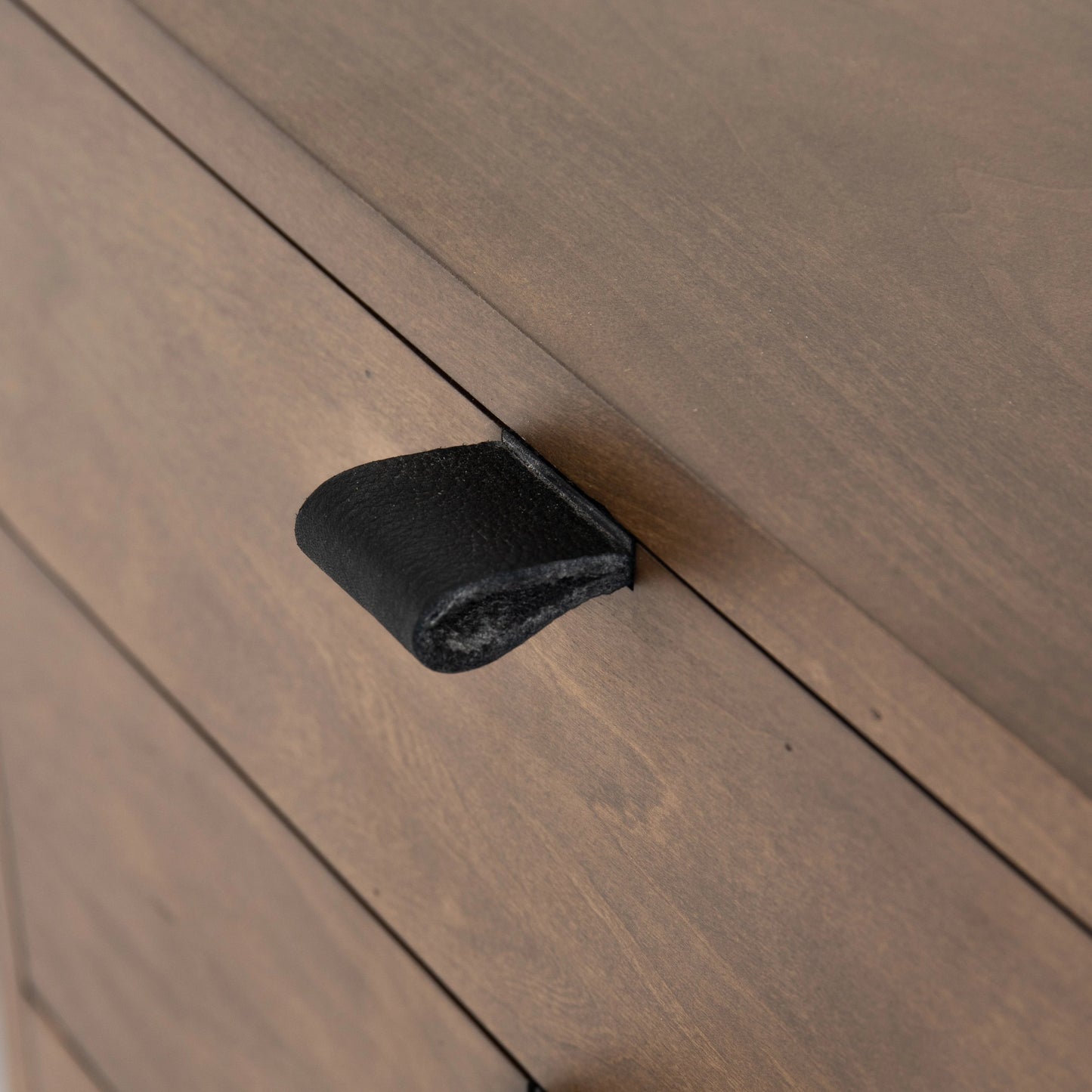 029 SI-1717033 | Additional Silo | Trey Executive Desk by Four Hands. Made from solid poplar, top grain leather, iron in a rustic style.