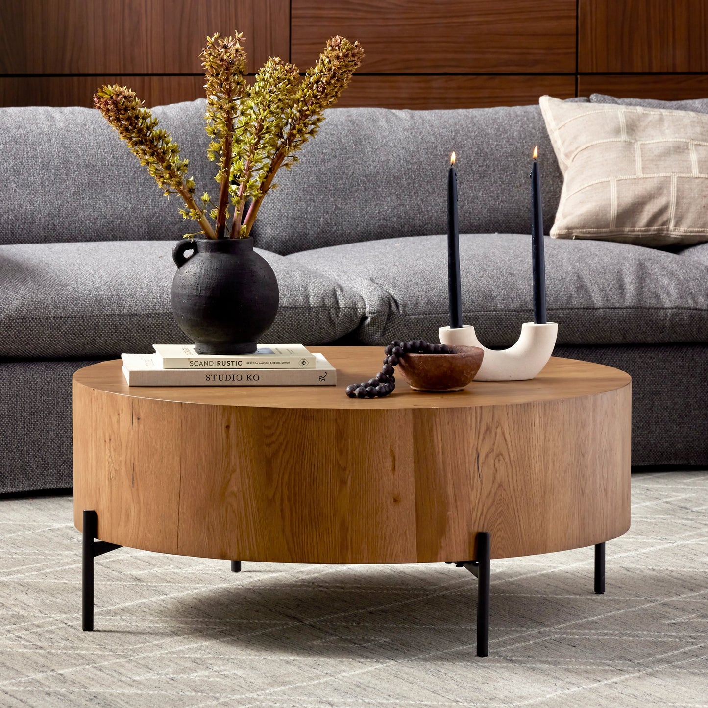 019 SI-1977268 | Lifestyle | Eaton Drum Coffee Table by Four Hands. Made from thick oak veneer, iron in a modern style.