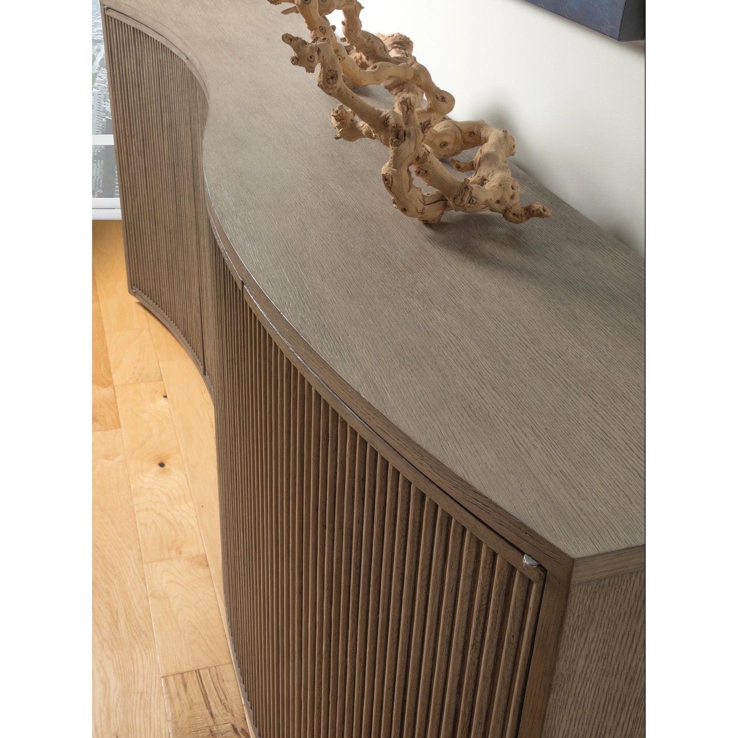 007 SI-1962870 | Lifestyle | Mavericks Media Console by Artistica Home in cappuccino gray oak. Made from unique in a modern style.