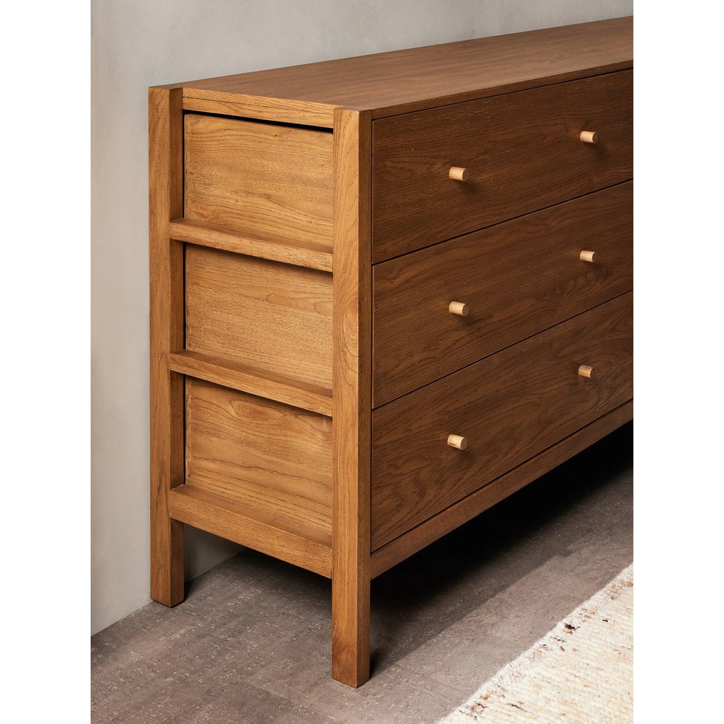 020 SI-1977549 | Lifestyle | Meadow 6 Drawer Dresser by Four Hands in tawny oak. Made from solid oak, oak veneer in a modern style.