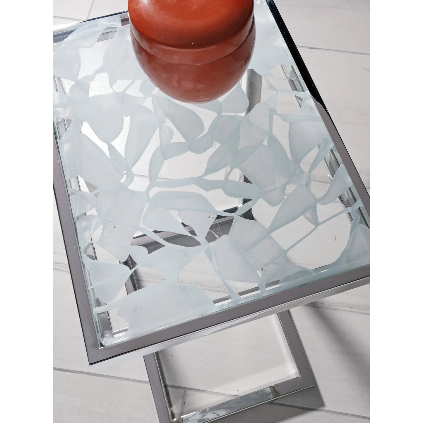 003 SI-1962909 | Closeup | Snowscape Spot Table by Artistica Home in polished stainless steel. Made from unique in a modern style.