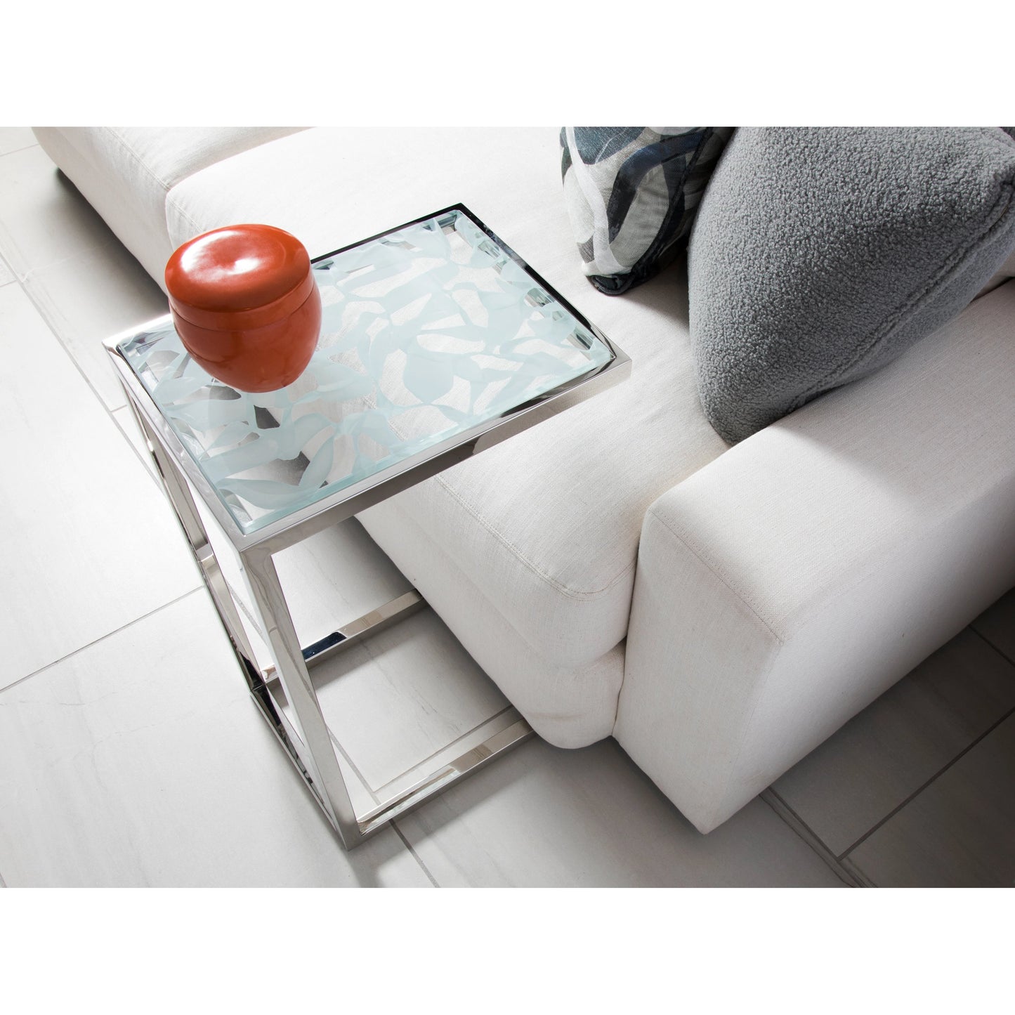 006 SI-1962909 | Lifestyle | Snowscape Spot Table by Artistica Home in polished stainless steel. Made from unique in a modern style.