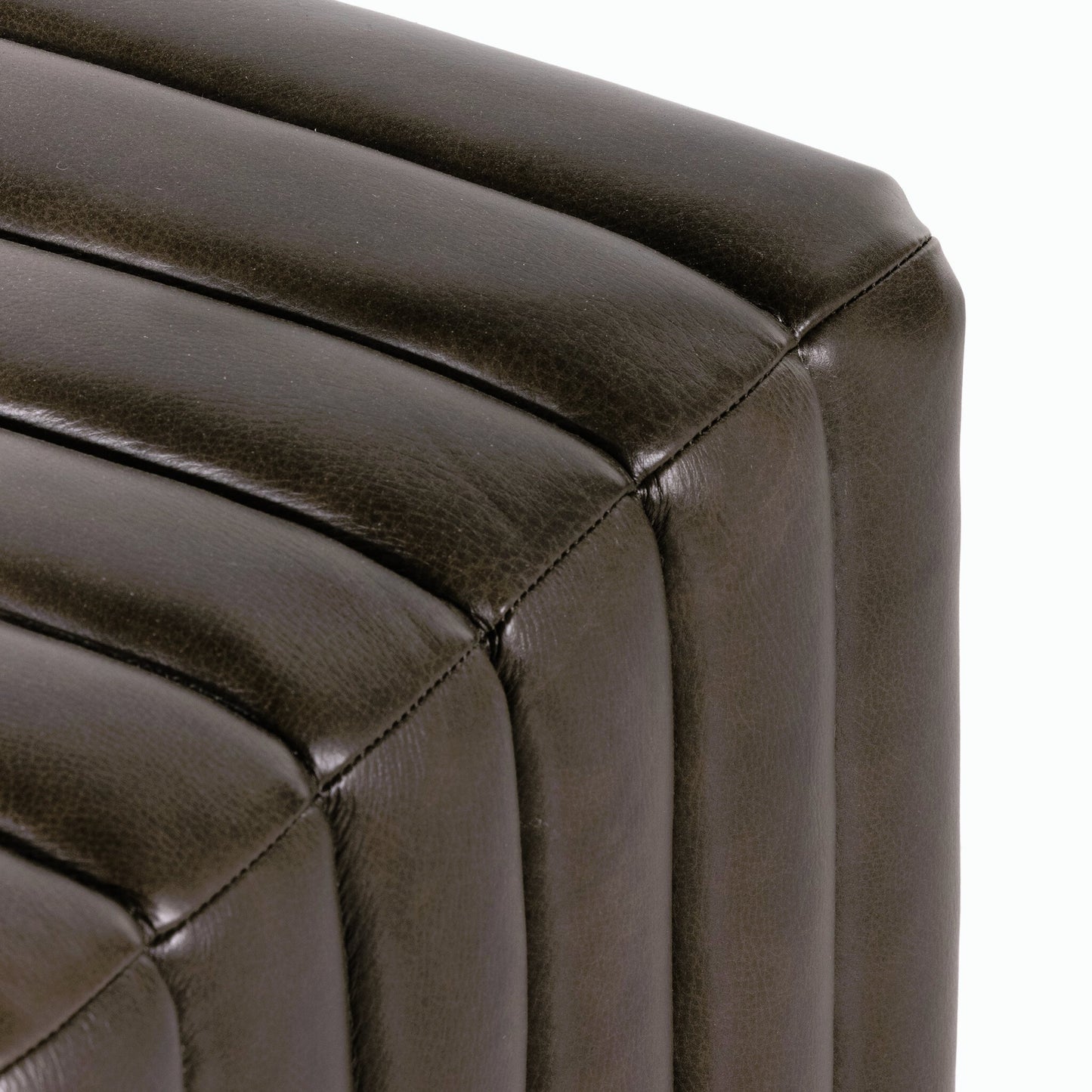 043 SI-1799349 | Closeup | Augustine Bench by Four Hands. Made from unique in a modern style.