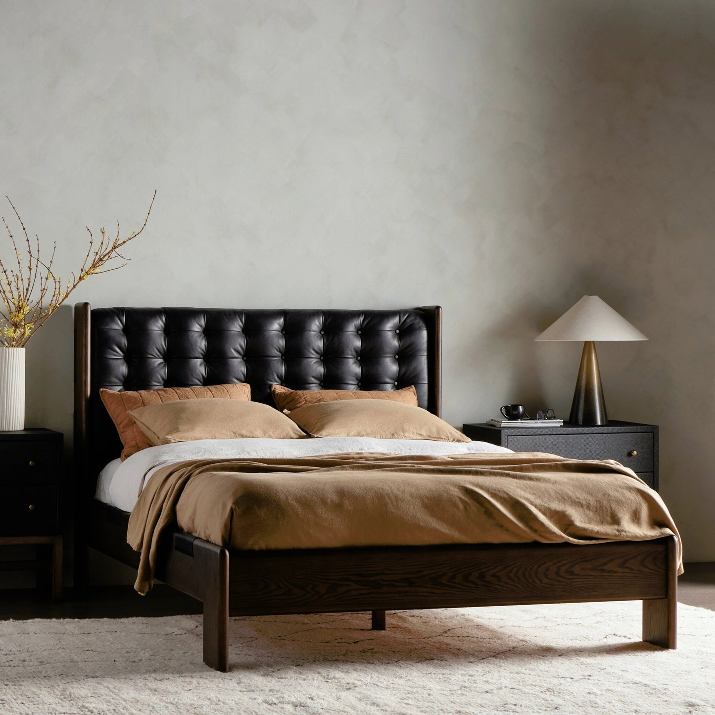 055 SI-2001420 | Lifestyle | Halston Bed by Four Hands. Made from top grain leather, solid ash, ash veneer in a modern style.